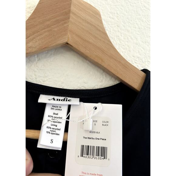 Andie Swim Eco Nylon The Malibu One Piece in Black S NWT - Picture 5 of 7